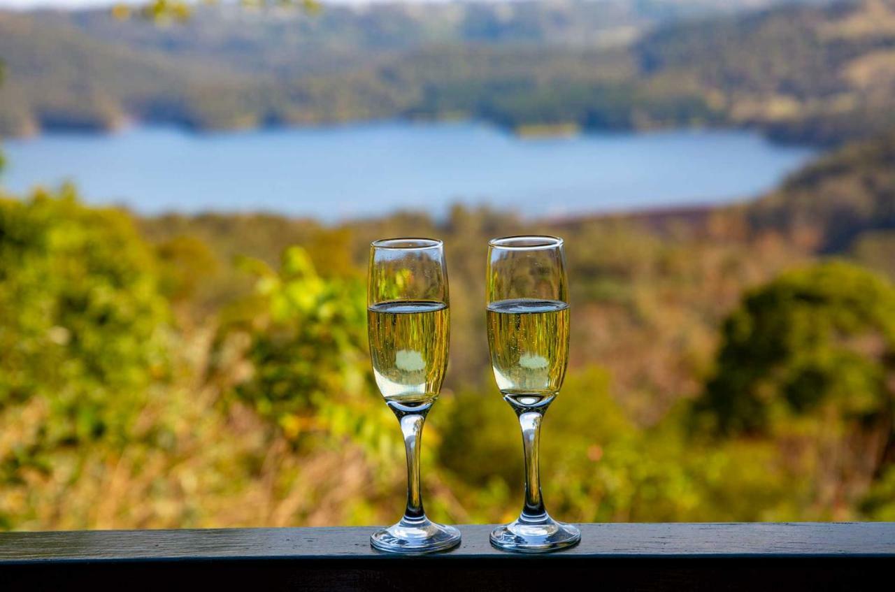 Montville Misty View Cottages 외부 사진