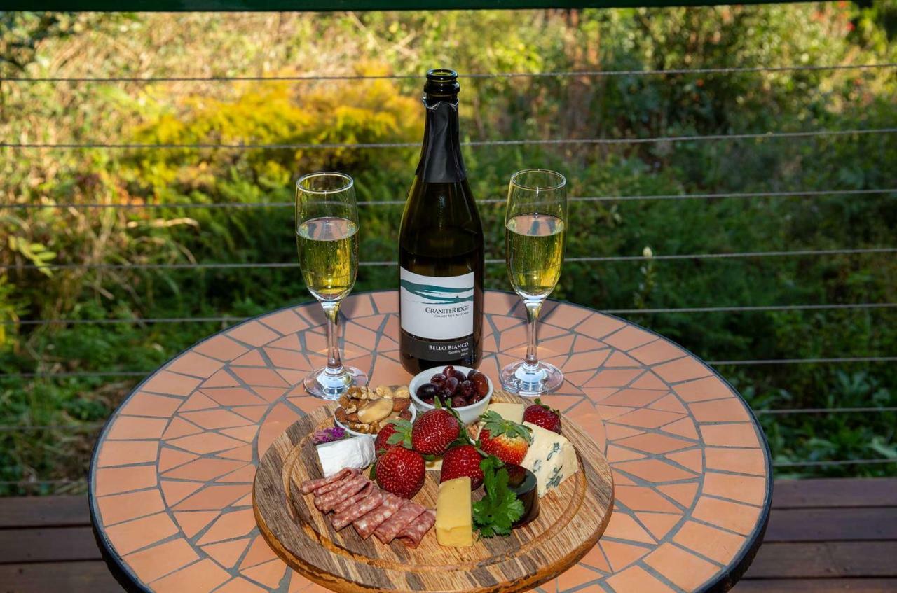 Montville Misty View Cottages 외부 사진
